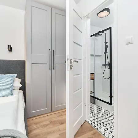 Apartmán Center By Renters Vratislav