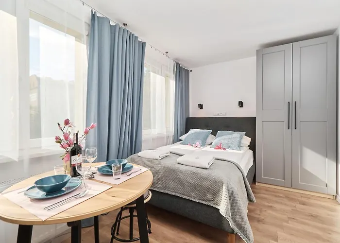 Center By Renters Vratislav