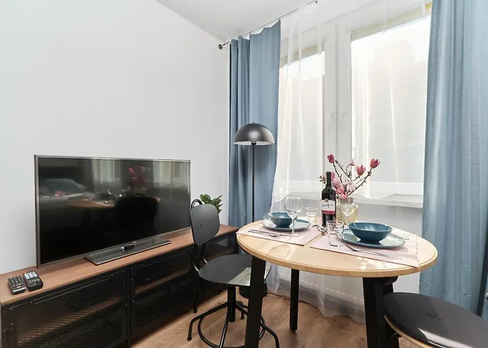 Center By Renters Apartmán *